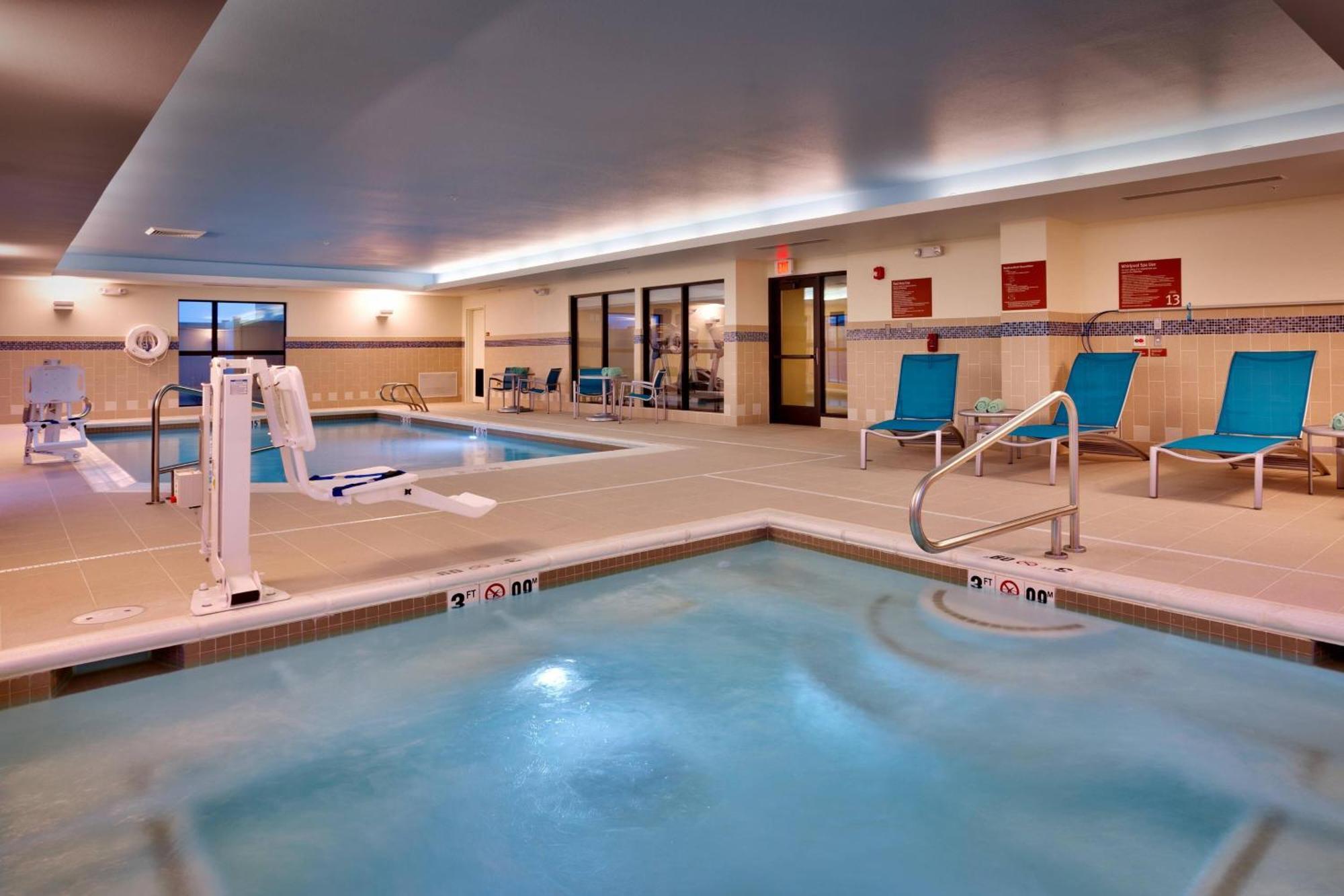 Towneplace Suites By Marriott Dickinson Eksteriør billede